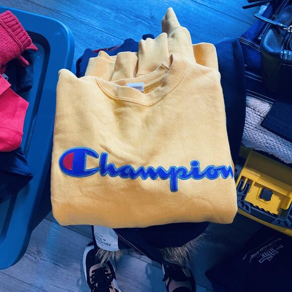 Vintage Champion Reverse Weave Sweatshirt Mens Medium Yellow Script Logo - Picture 5 of 5